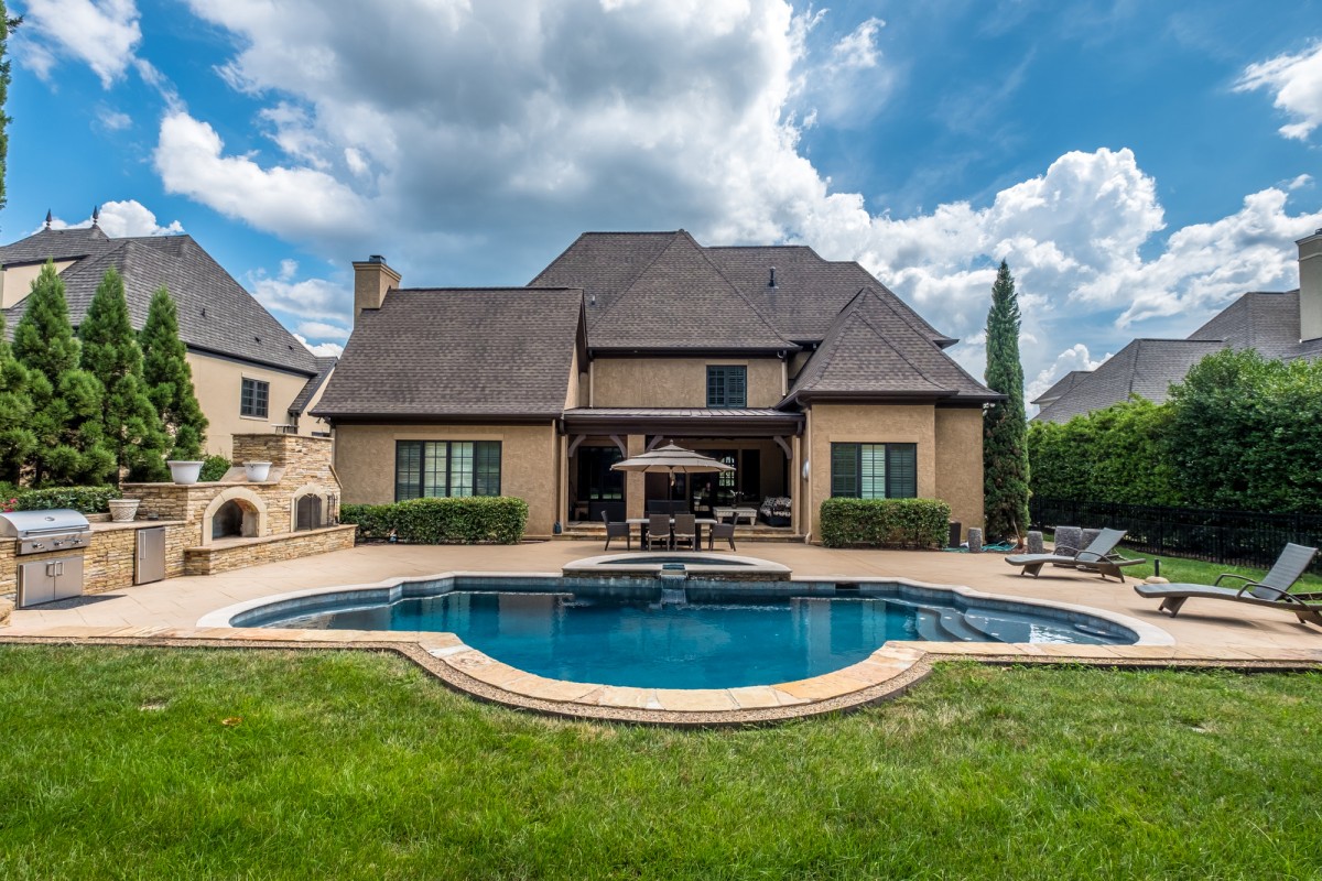 Luxury Near Lake Norman Pool, Playground, Perfection! Lake Norman Living